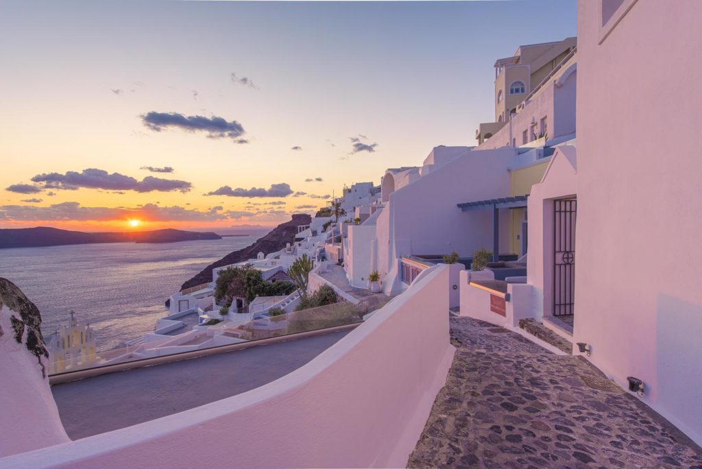 Travel Blog - Charisma Suites - Luxury Suites in Oia, Santorini with  Caldera viewCharisma Suites